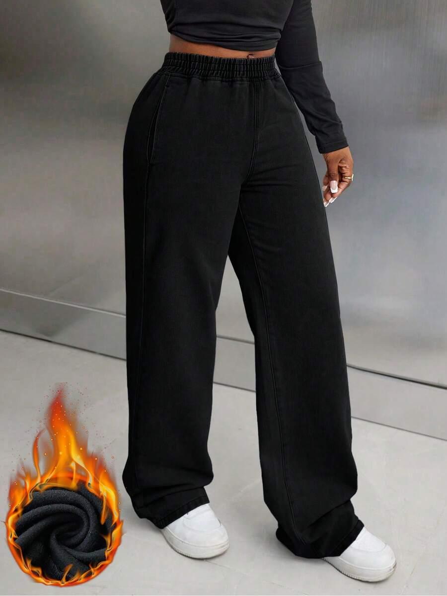 czarne spodnie jeans 