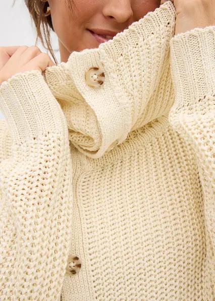 SWETER Z GOLFEM