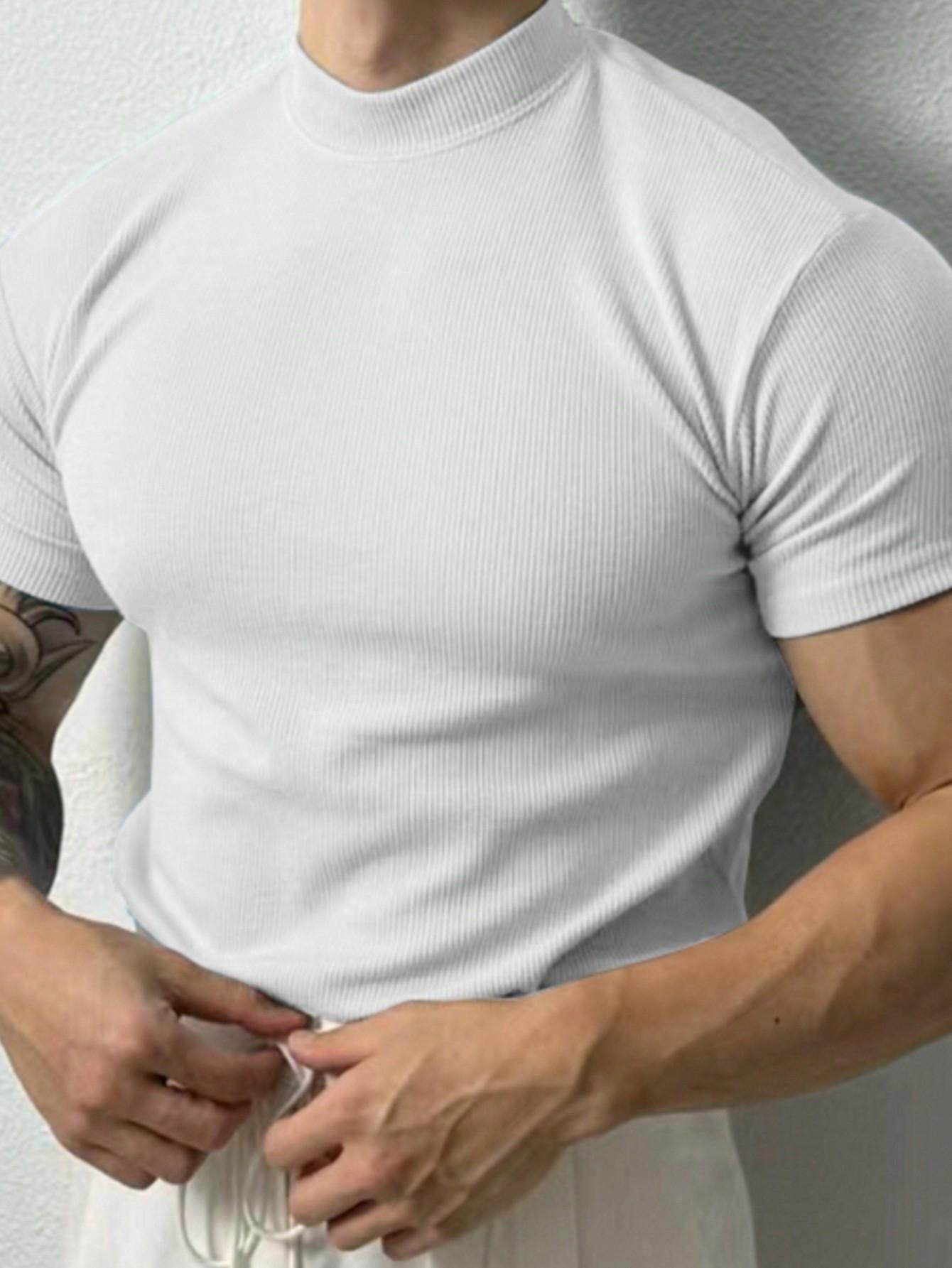 BIAŁY T-SHIRT STÓJKA