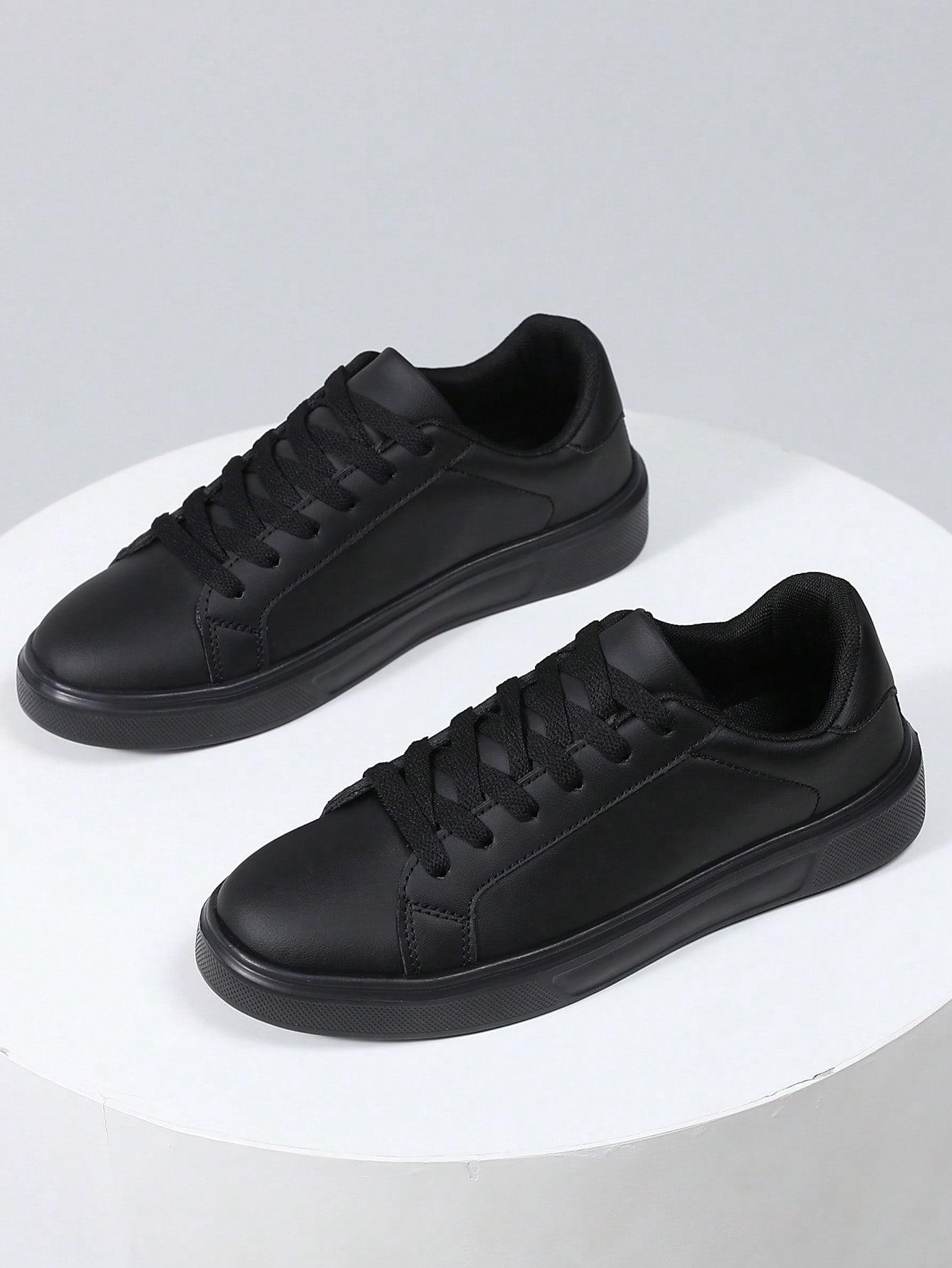czarne buty sportowe 