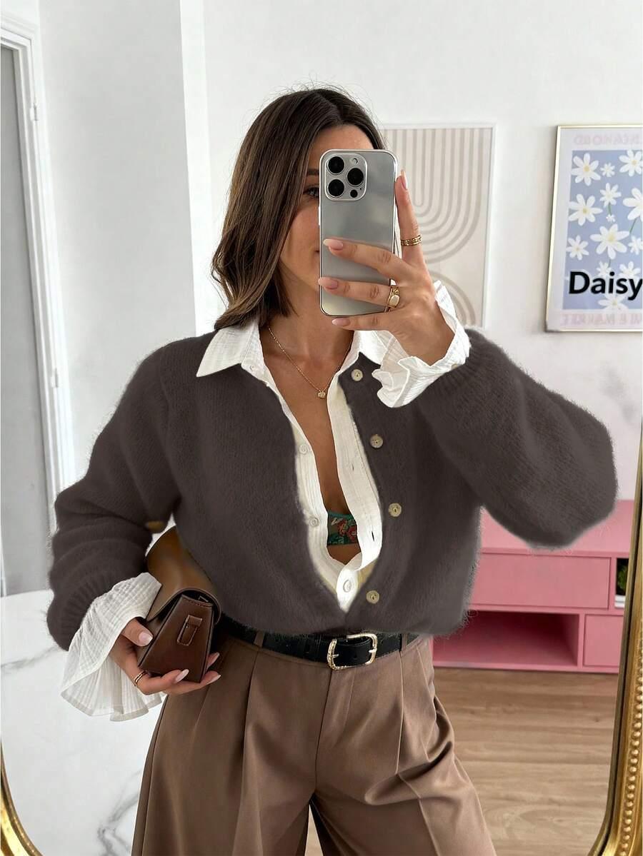 brązowy dzianinowy sweter guziki 