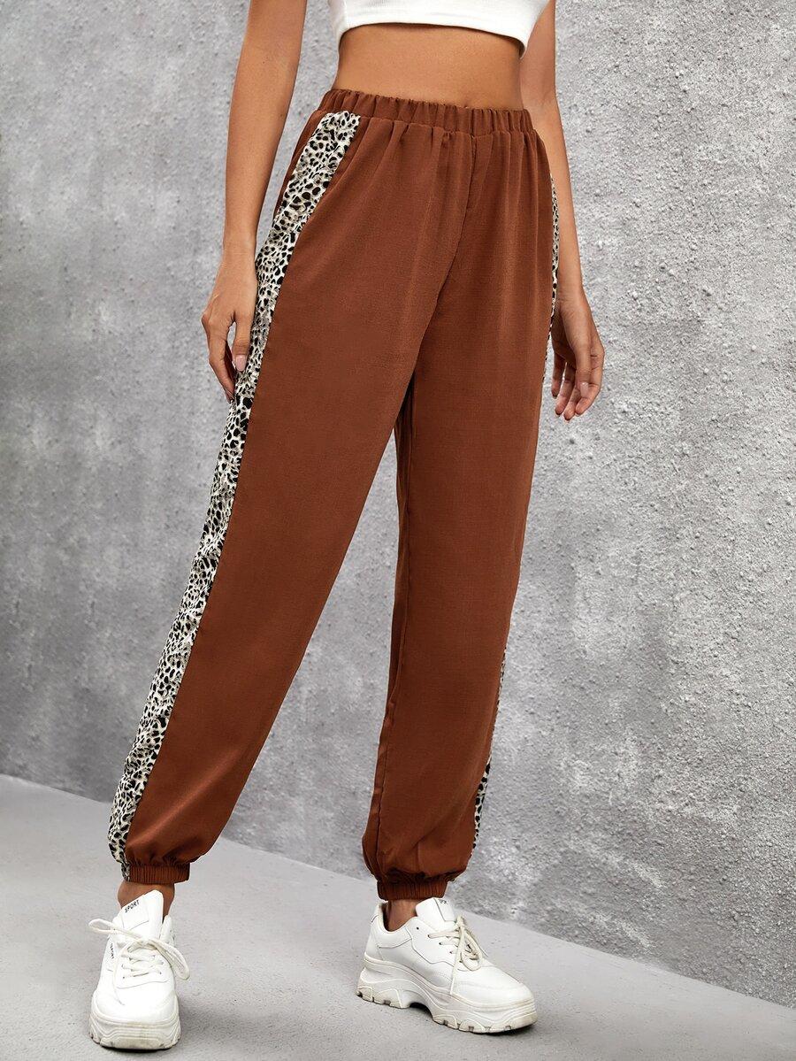 brązowe spodnie leopard print 