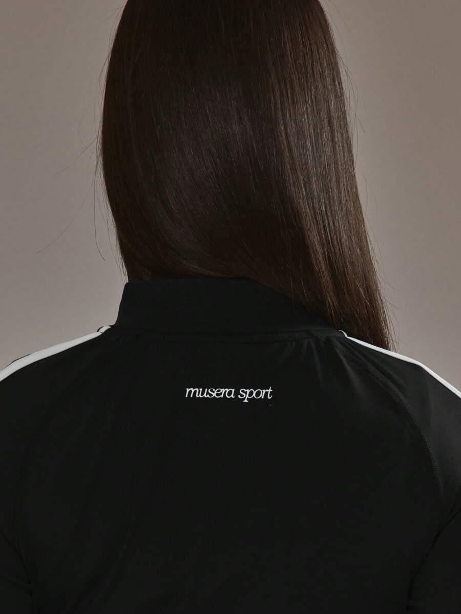 CZARNA BLUZA ZAMEK