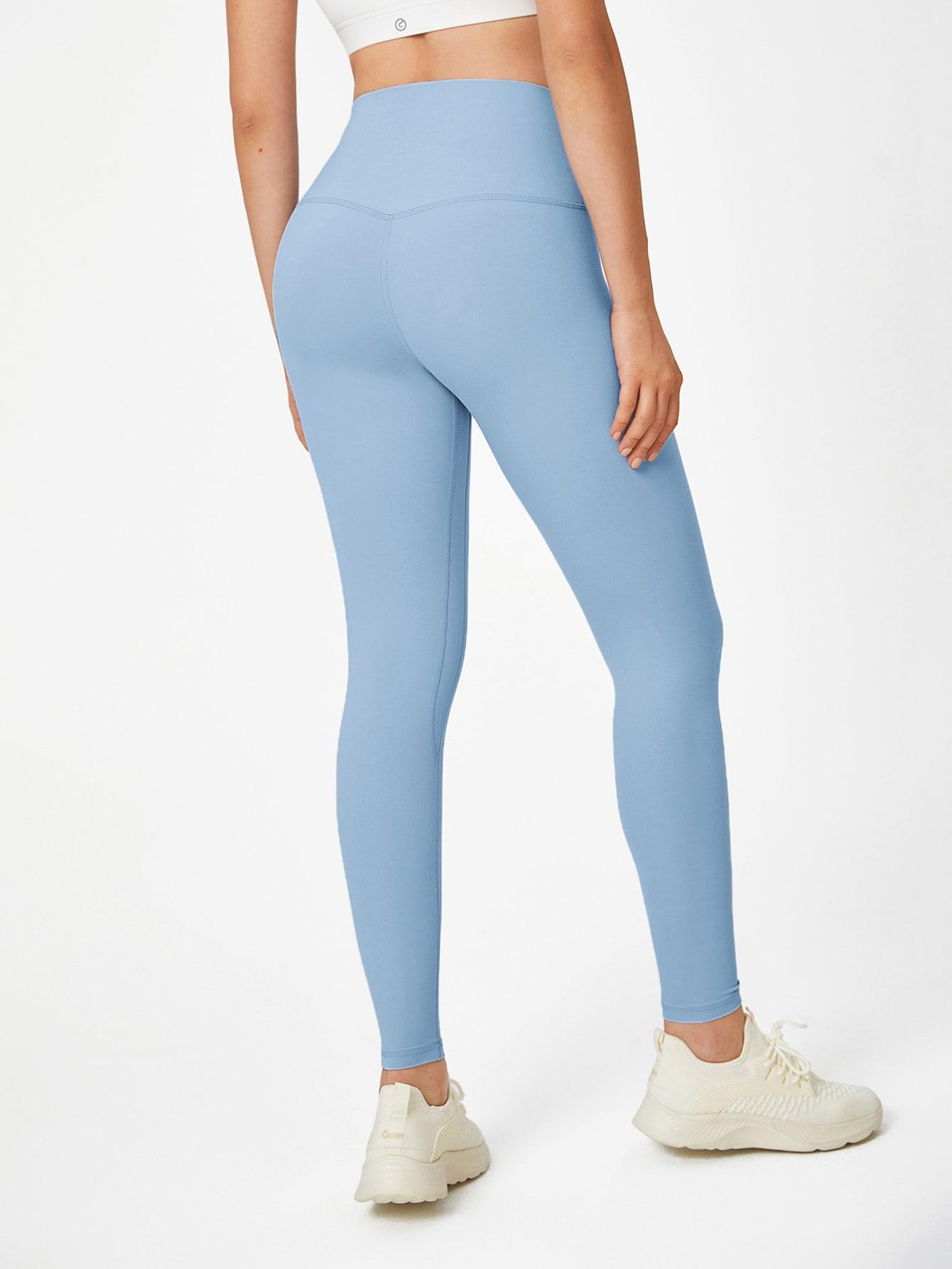 niebieskie sportowe legginsy