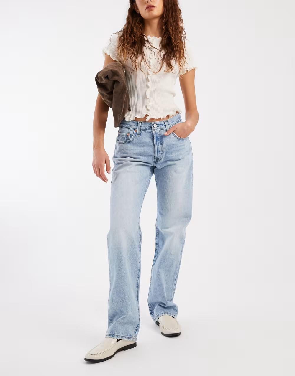 niebieskie  spodnie jeans logo