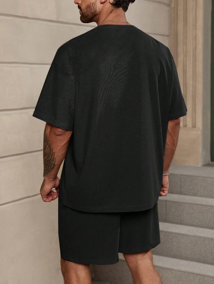 CZARNY T-SHIRT GŁADKI SPODENKI KOMPLET