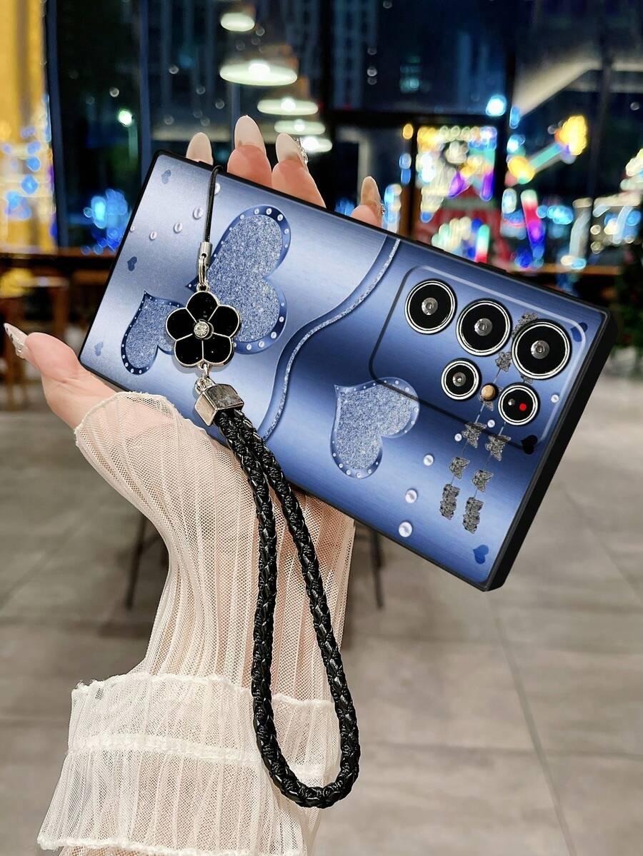 etui z brelokiem na telefon iphone 15 