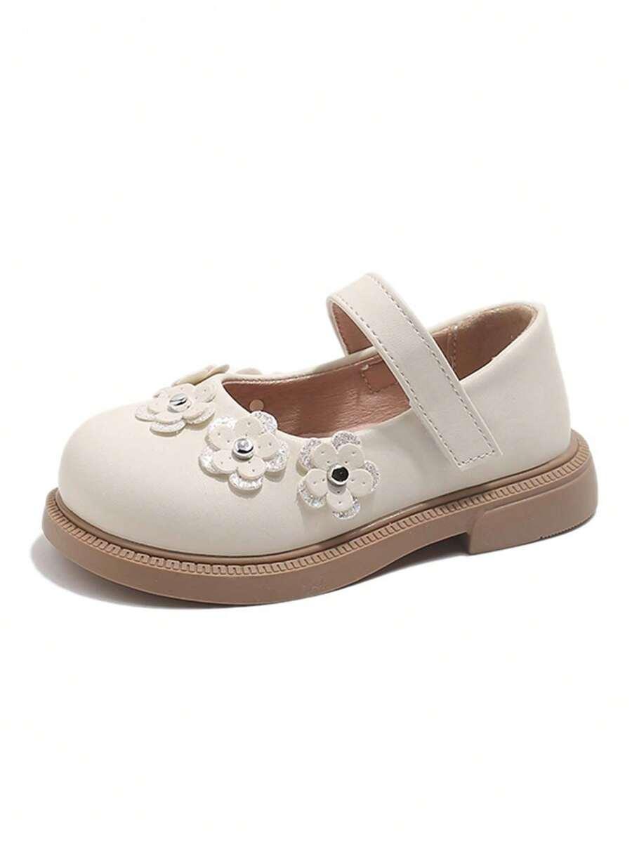 BUTY DZIECIĘCE ZDOBIENIE 