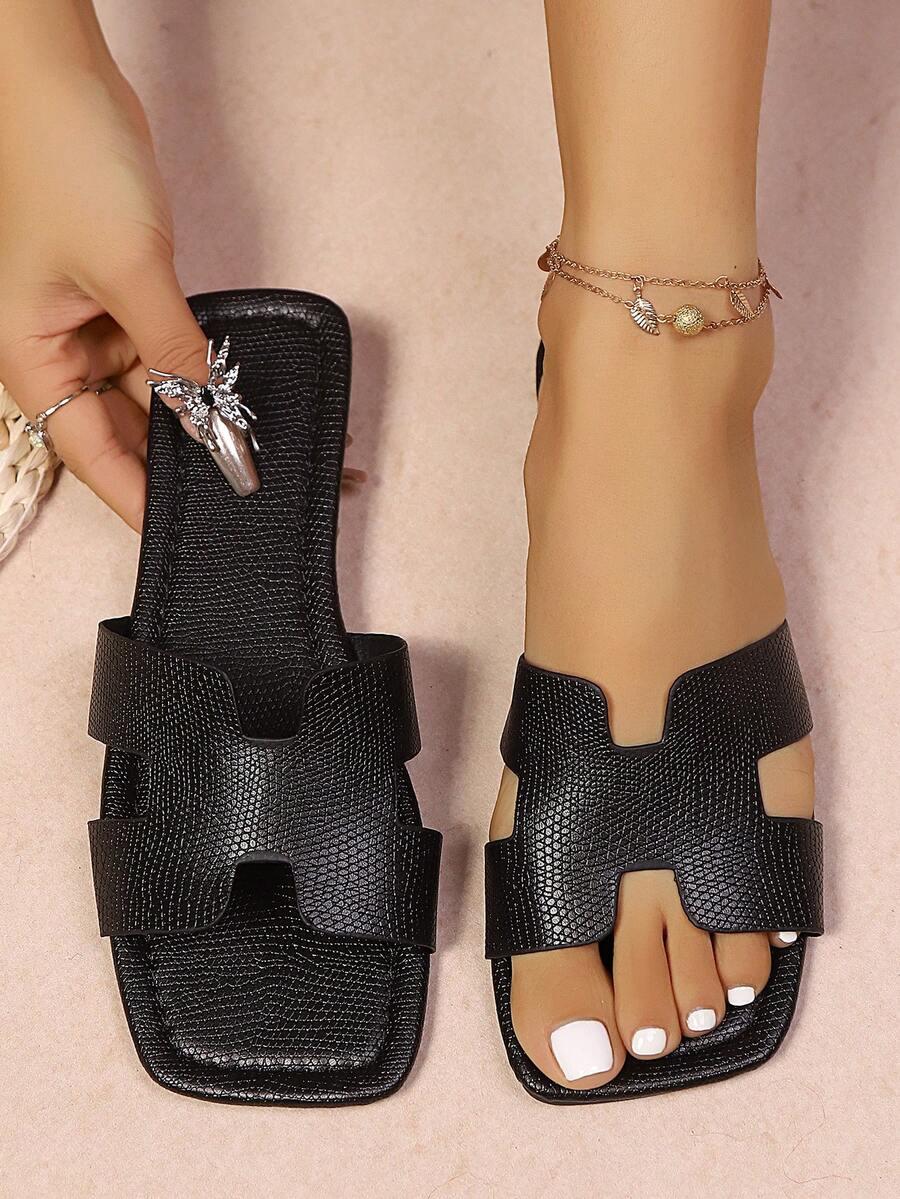 czarne klapki casual