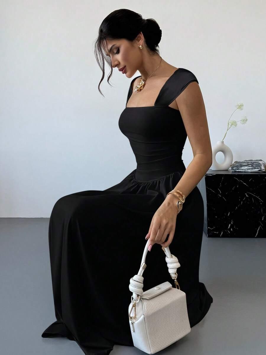 CZARNA MAXI SUKIENKA