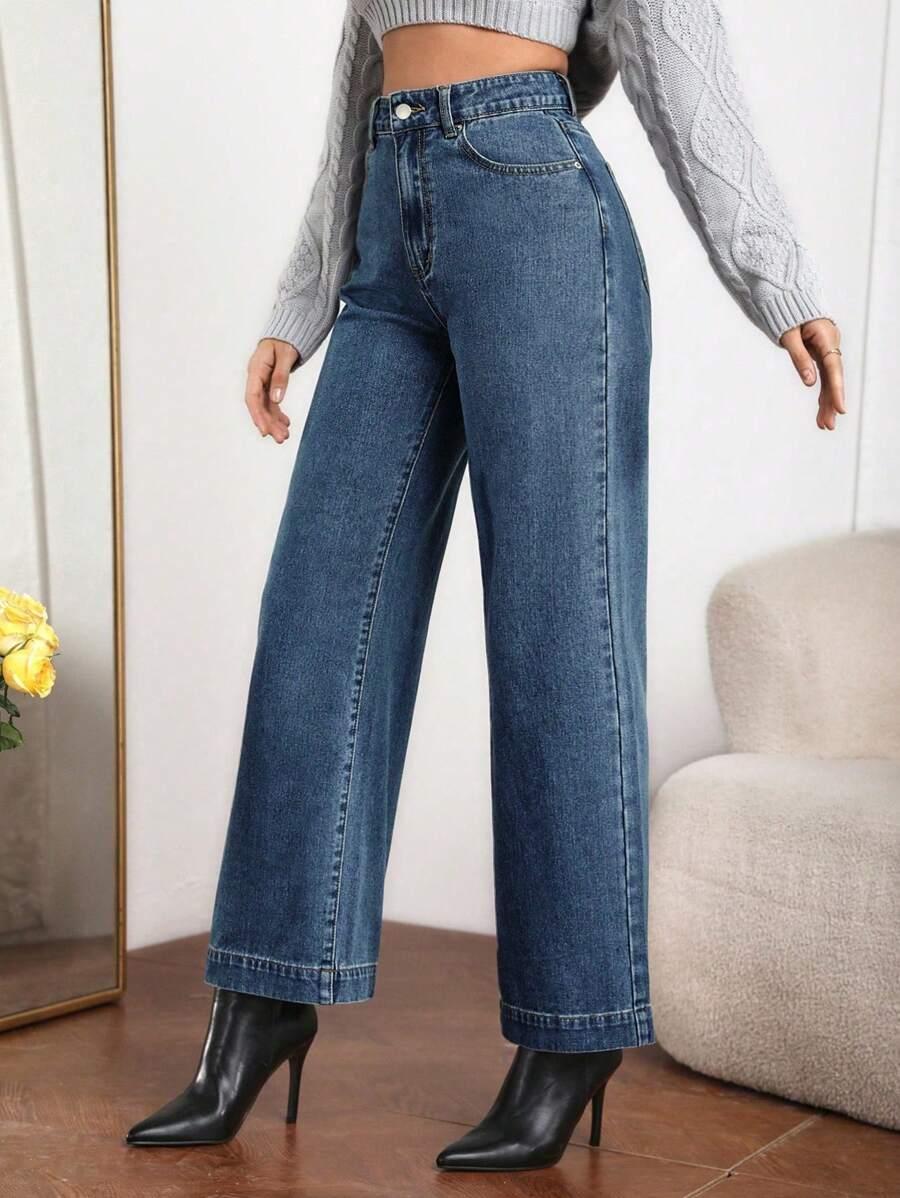 niebieskie spodnie jeans 