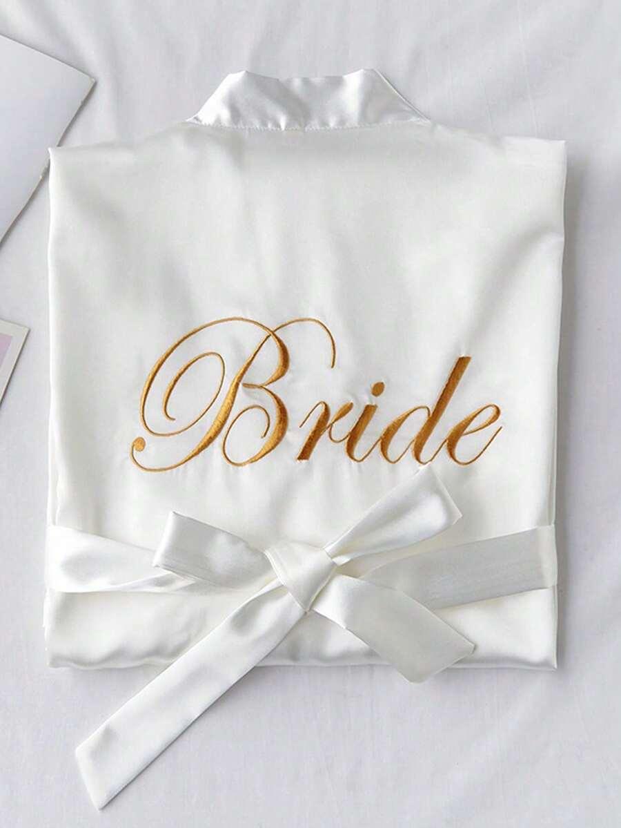 biały szlafrok napis bride