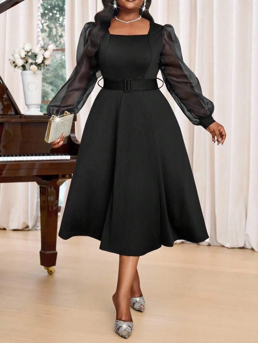 SUKIENKA PLUS SIZE MAŁA CZARNA MIDI Z KWADRATOWYM DEKOLTEM