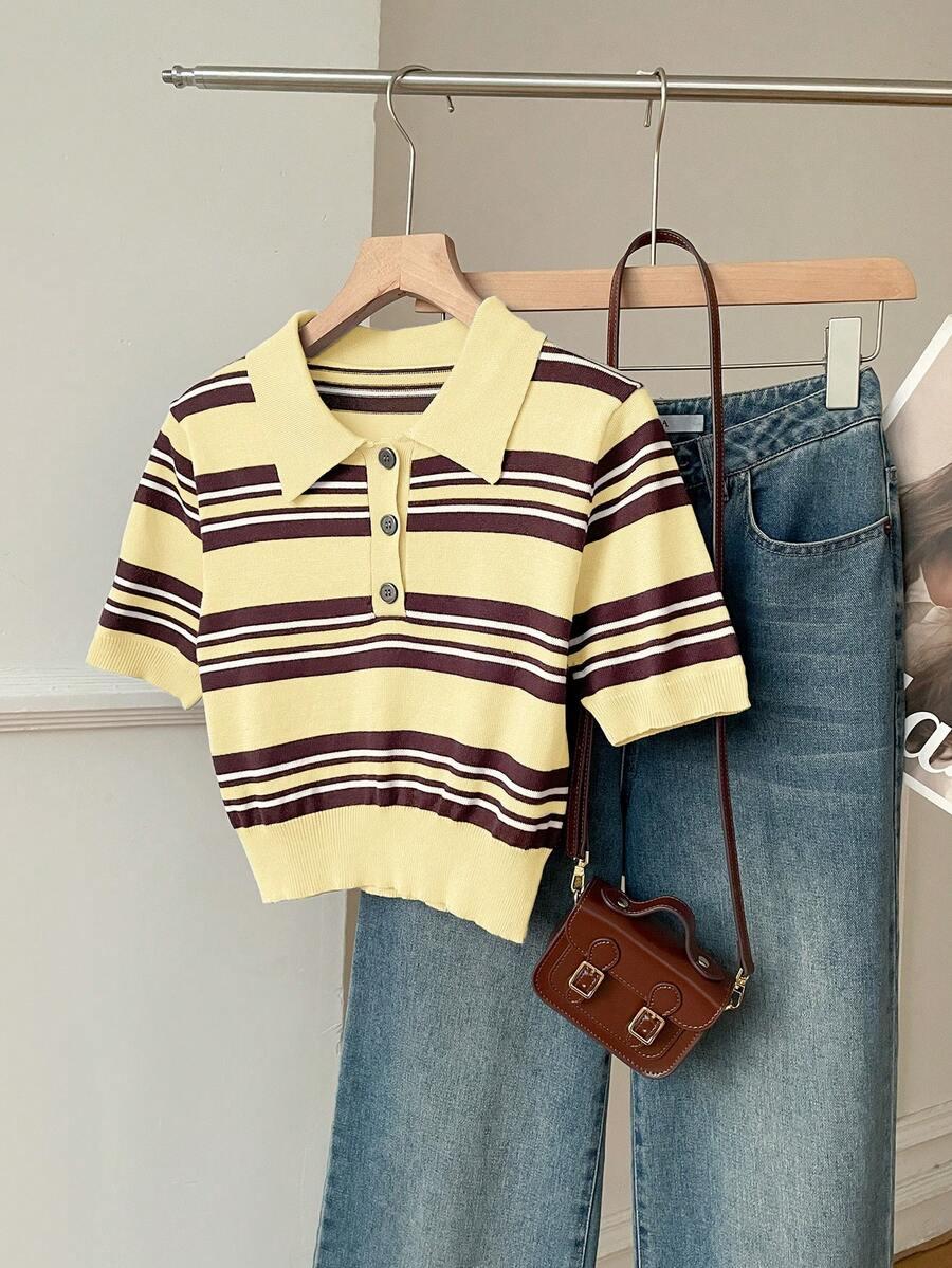 dzianinowy sweter wzór paski 