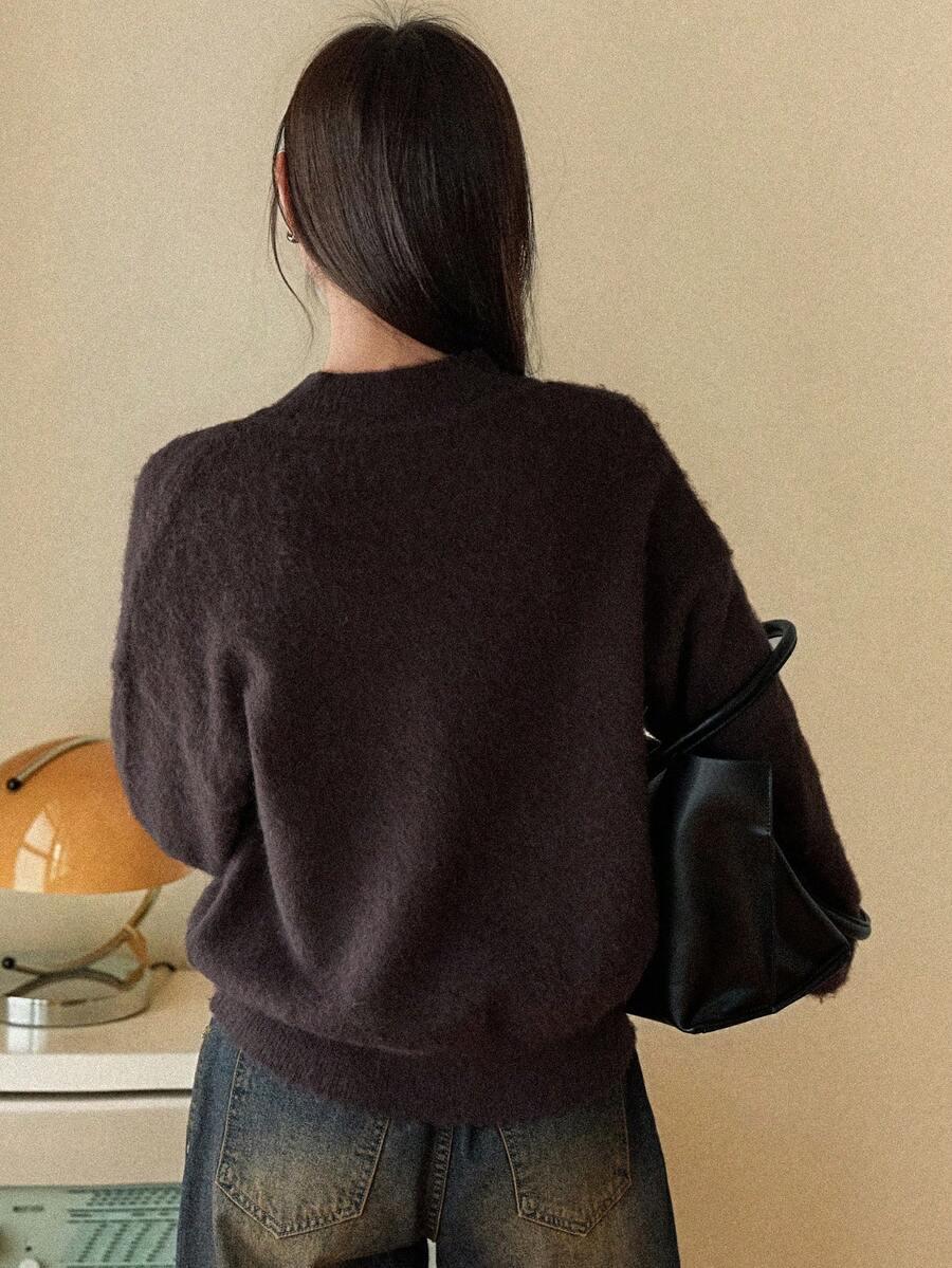 BRĄZOWY SWETER DŁUGI RĘKAW