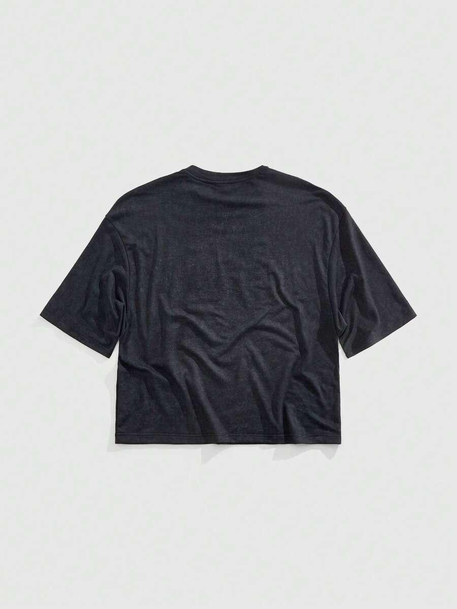 LUŹNY T-SHIRT Z NADRUKIEM