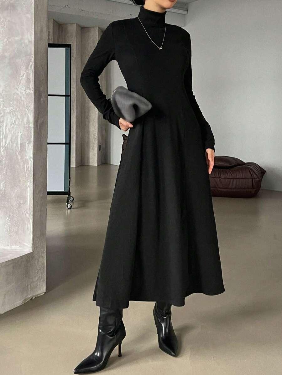 CZARNA MIDI SUKIENKA GOLF