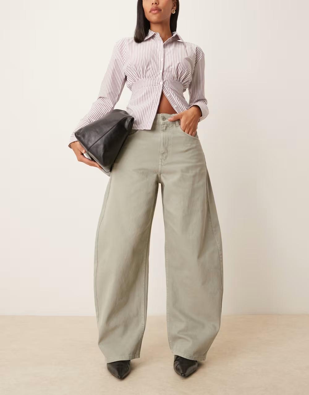 szare spodnie barrel jeans