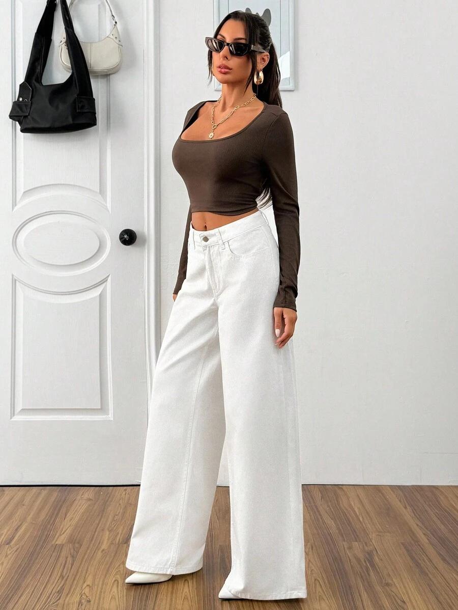 BIAŁE SPODNIE JEANS