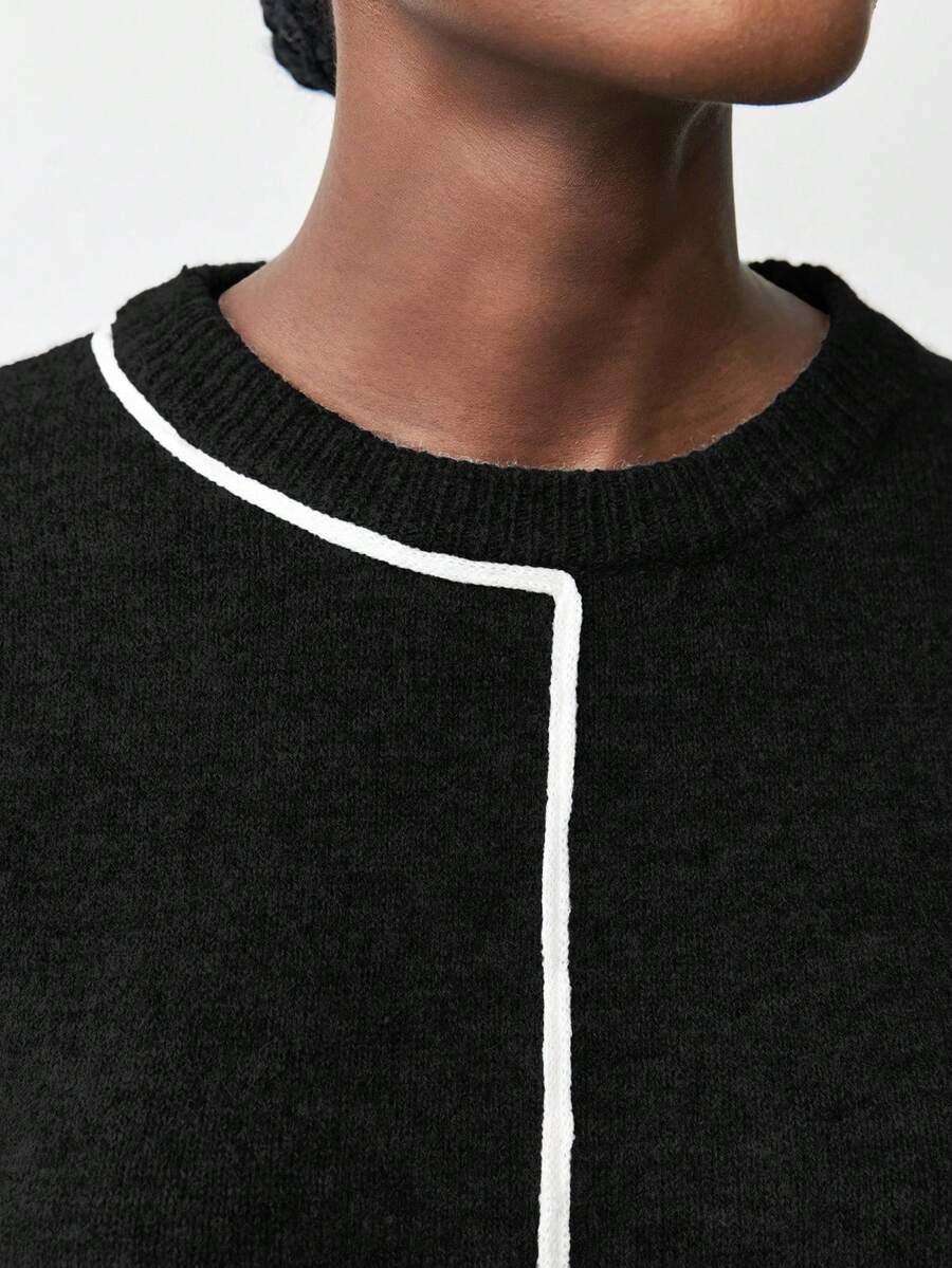 czarny sweter kontrast