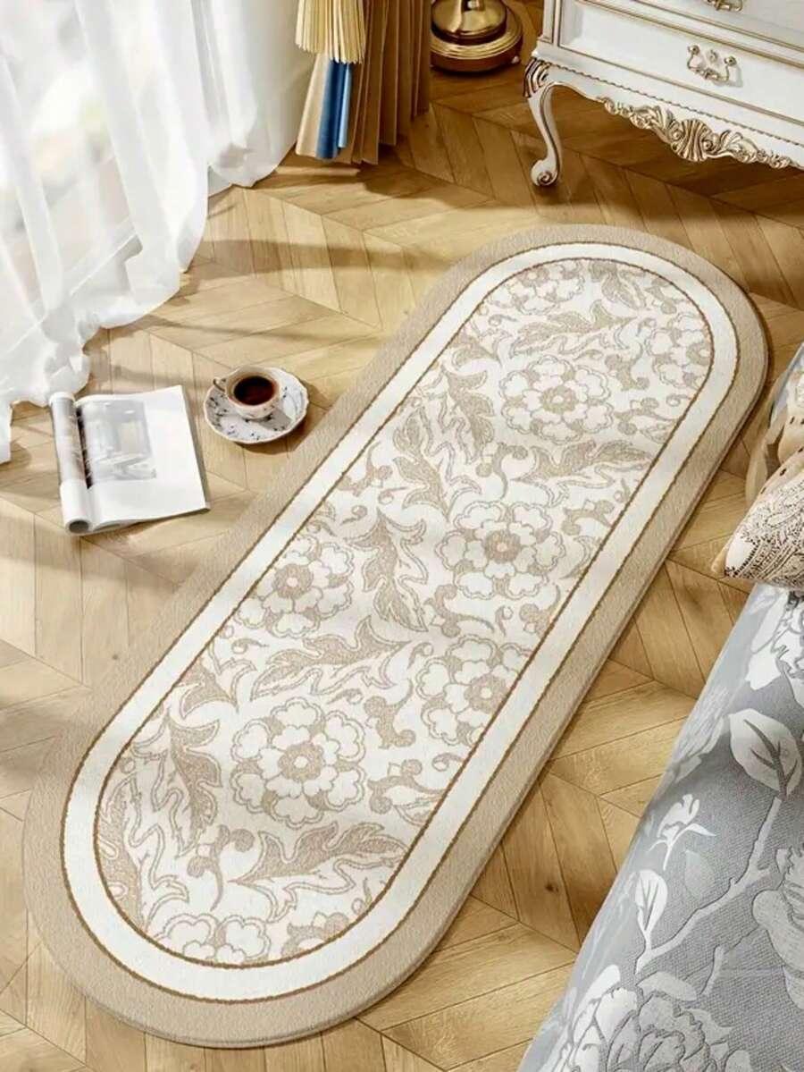 beżowy dywan kwiaty