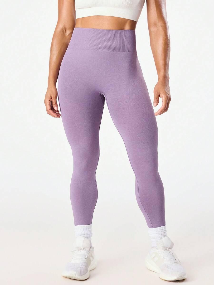 fioletowe sportowe legginsy