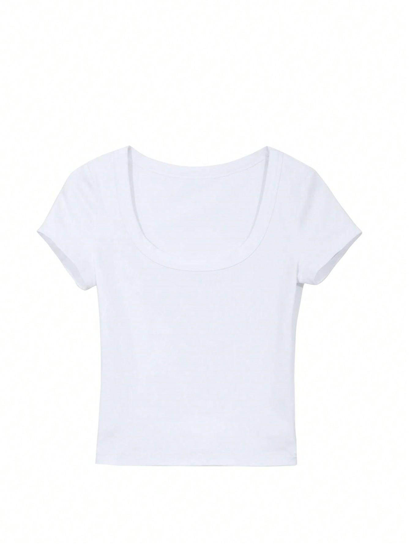klasyczny biały t-shirt