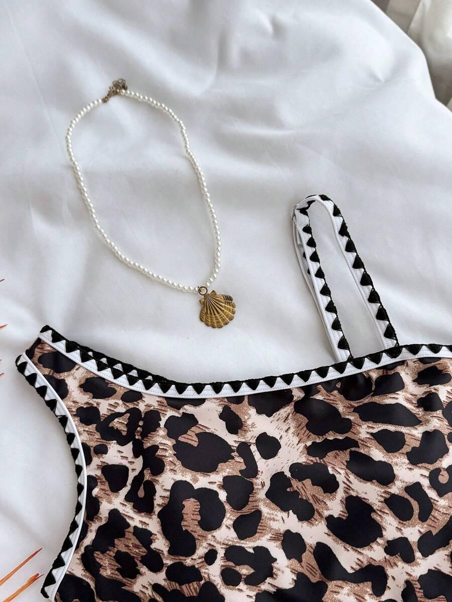 jednoczęściowy strój kąpielowy animal print wycięcie