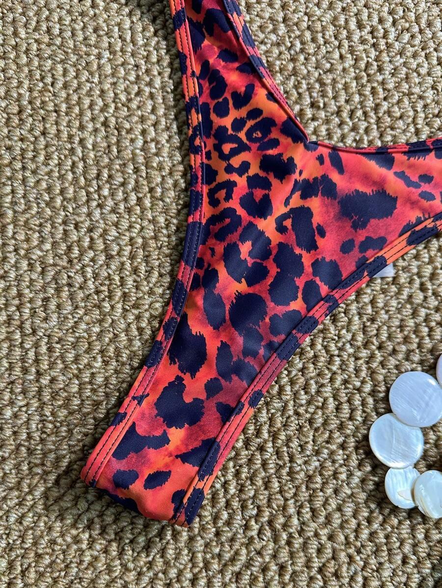 dwuczęściowy strój kąpielowy animal print