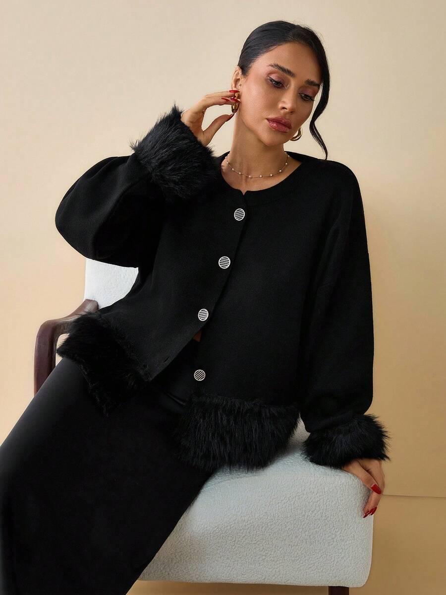 czarny sweter guziki