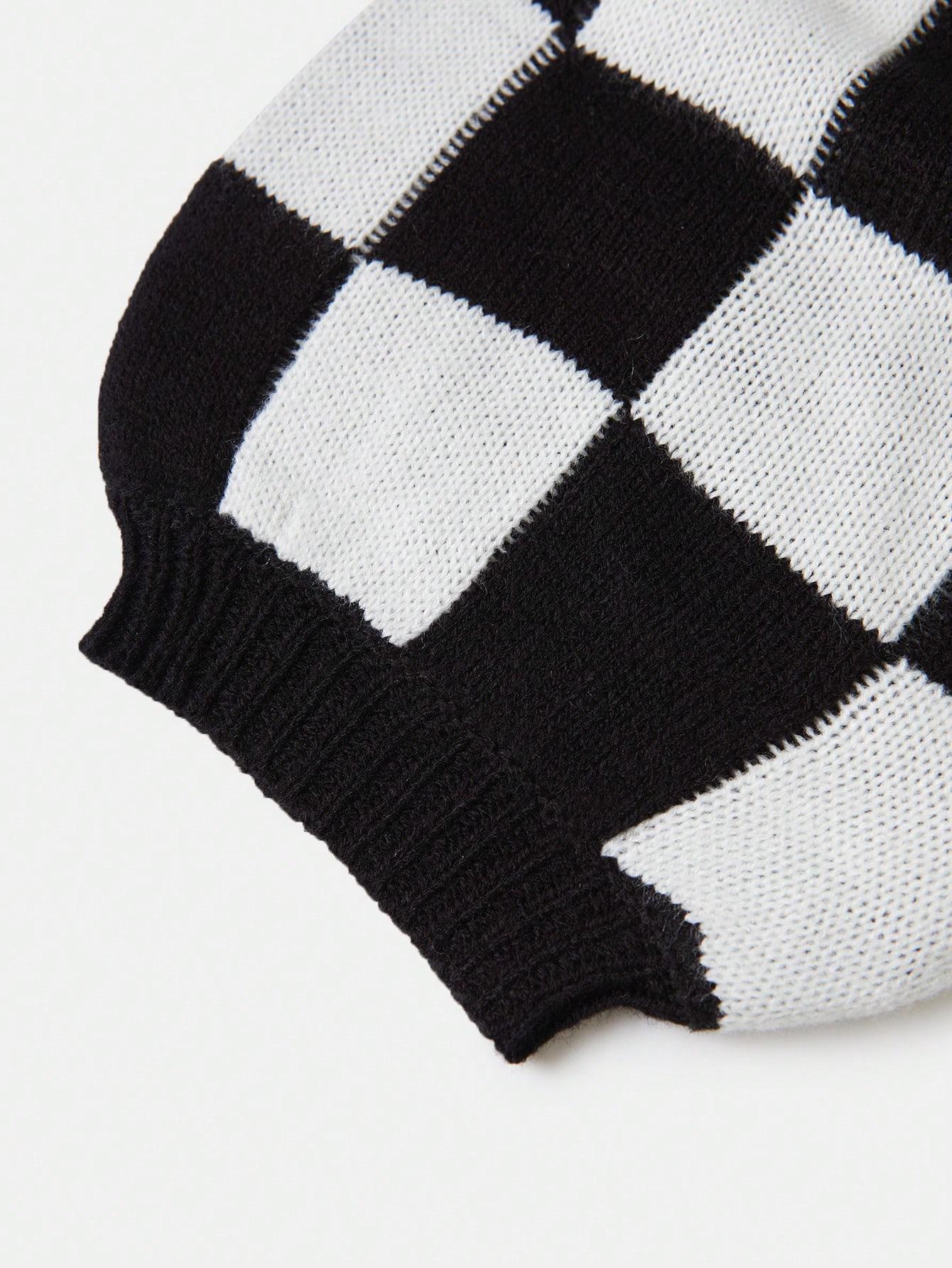sweter wzór kratka