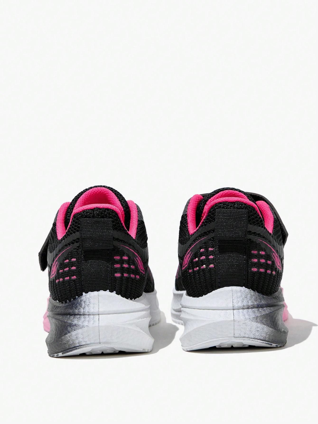 czarne buty sportowe