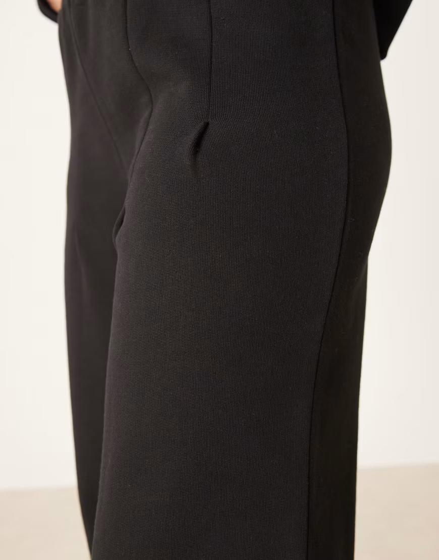 ZIELONE SPODNIE DRESOWE WIDE LEG PRZESZYCIA