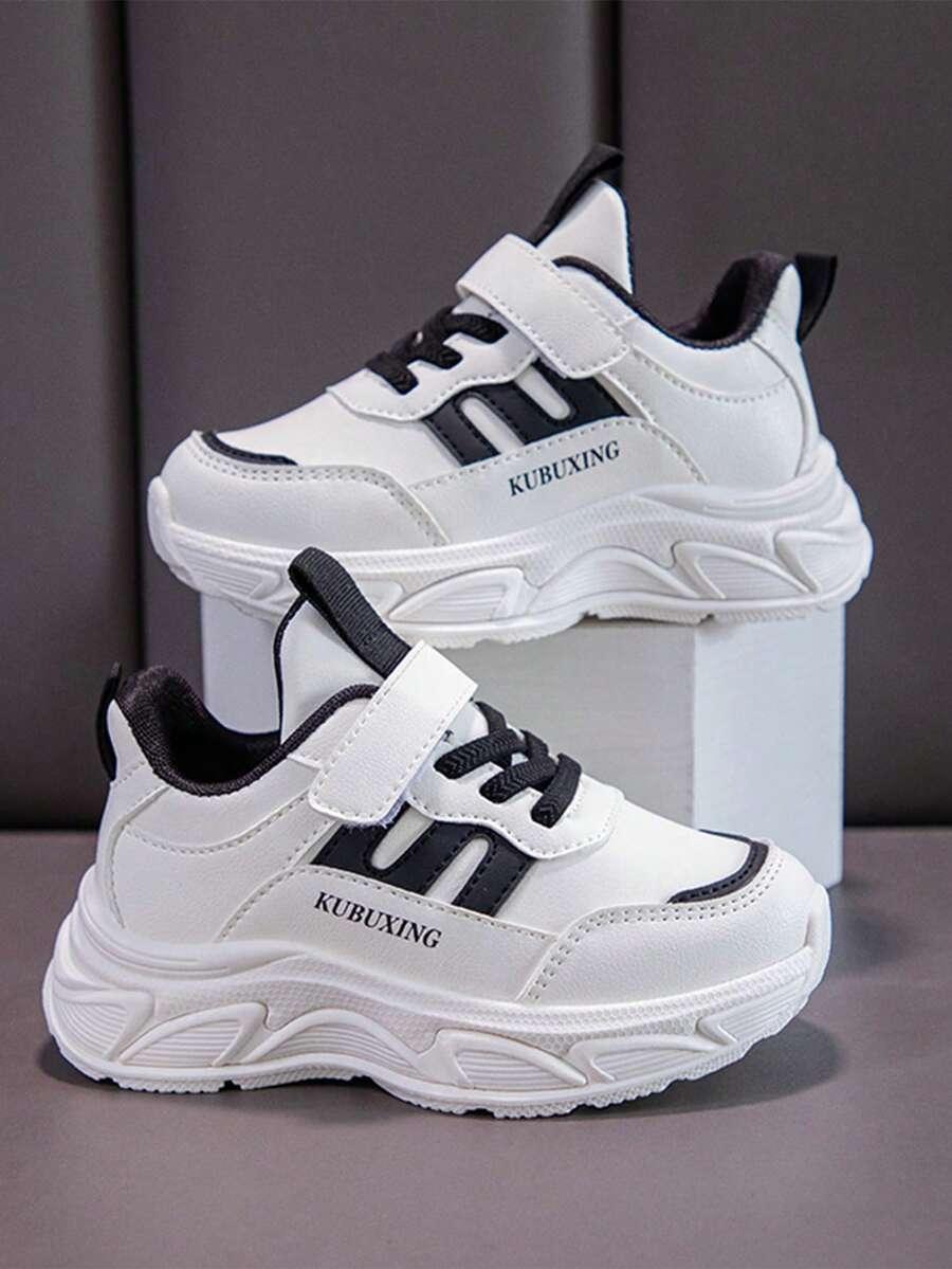 białe buty sportowe