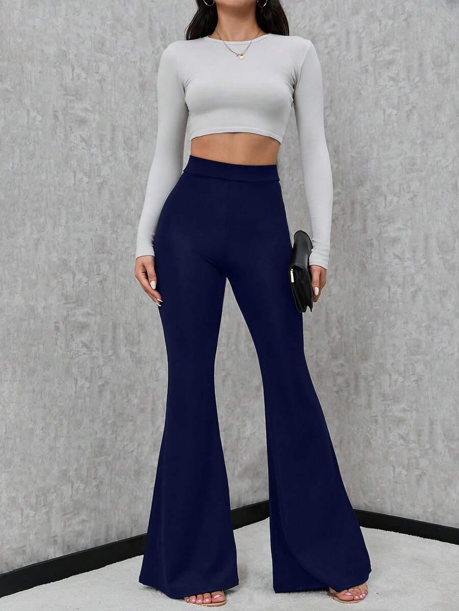granatowe spodnie casual 