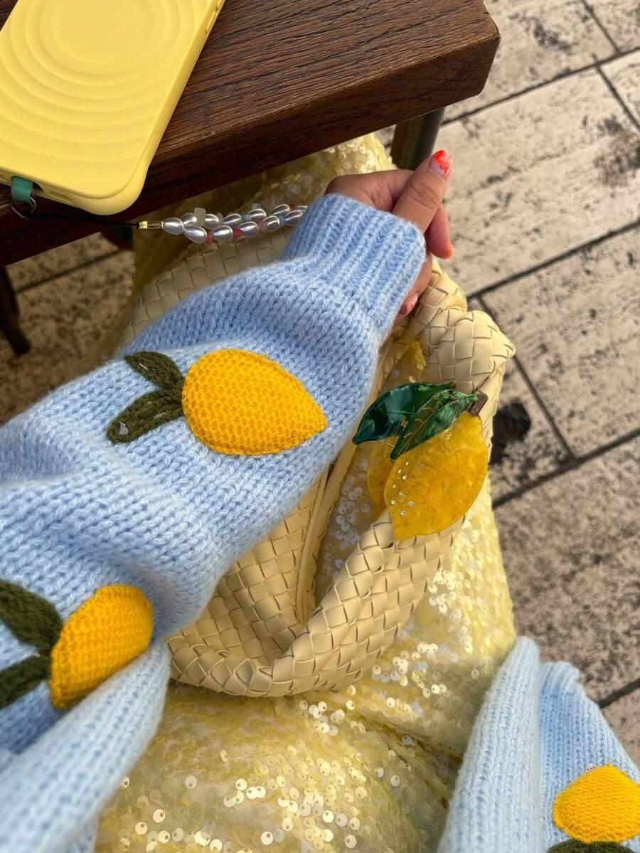 niebieski sweter kardigan wzór 