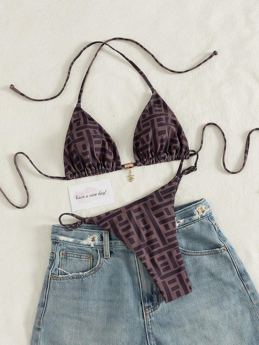 brązowy strój kąpielowy