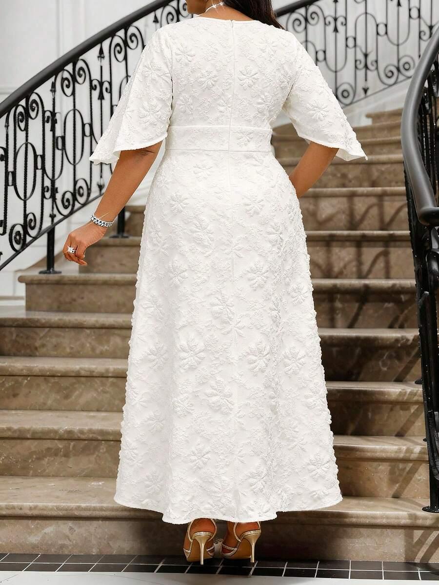 biała sukienka v-neck