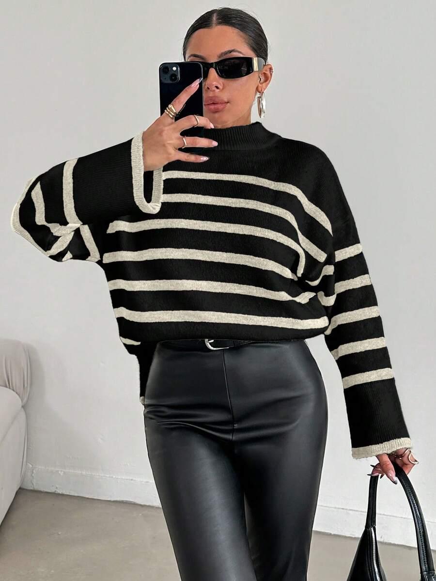 CZARNY SWETER PASKI