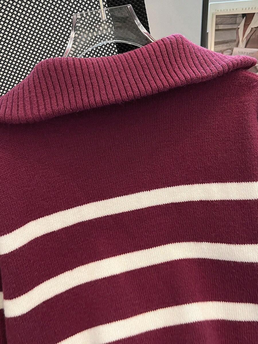 CZERWONY SWETER PASKI ZAMEK