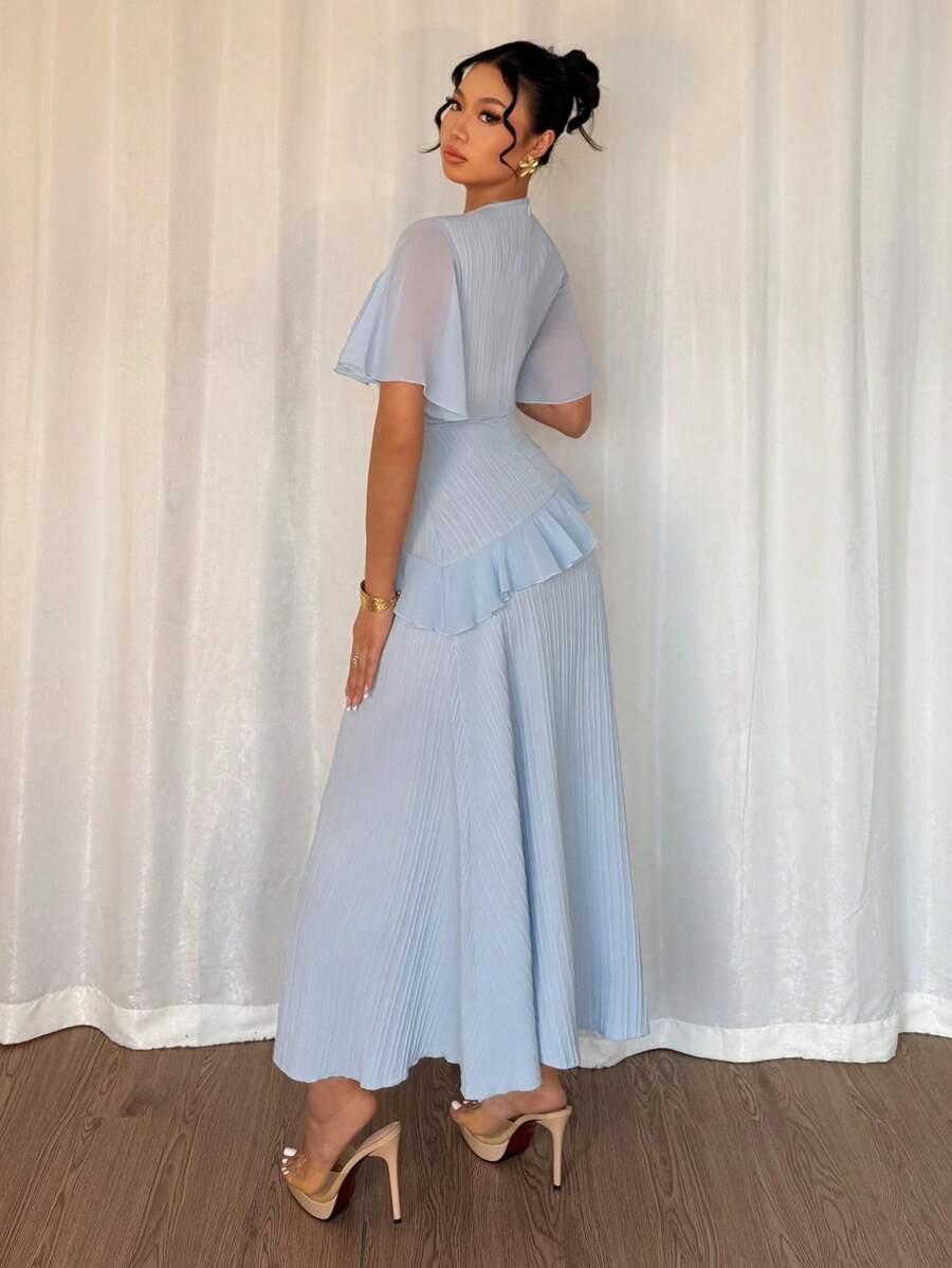 niebieska maxi sukienka