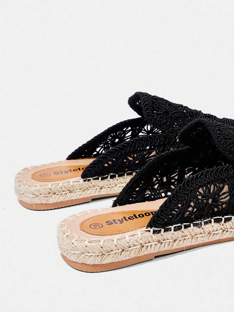 brązowe klapki boho casual
