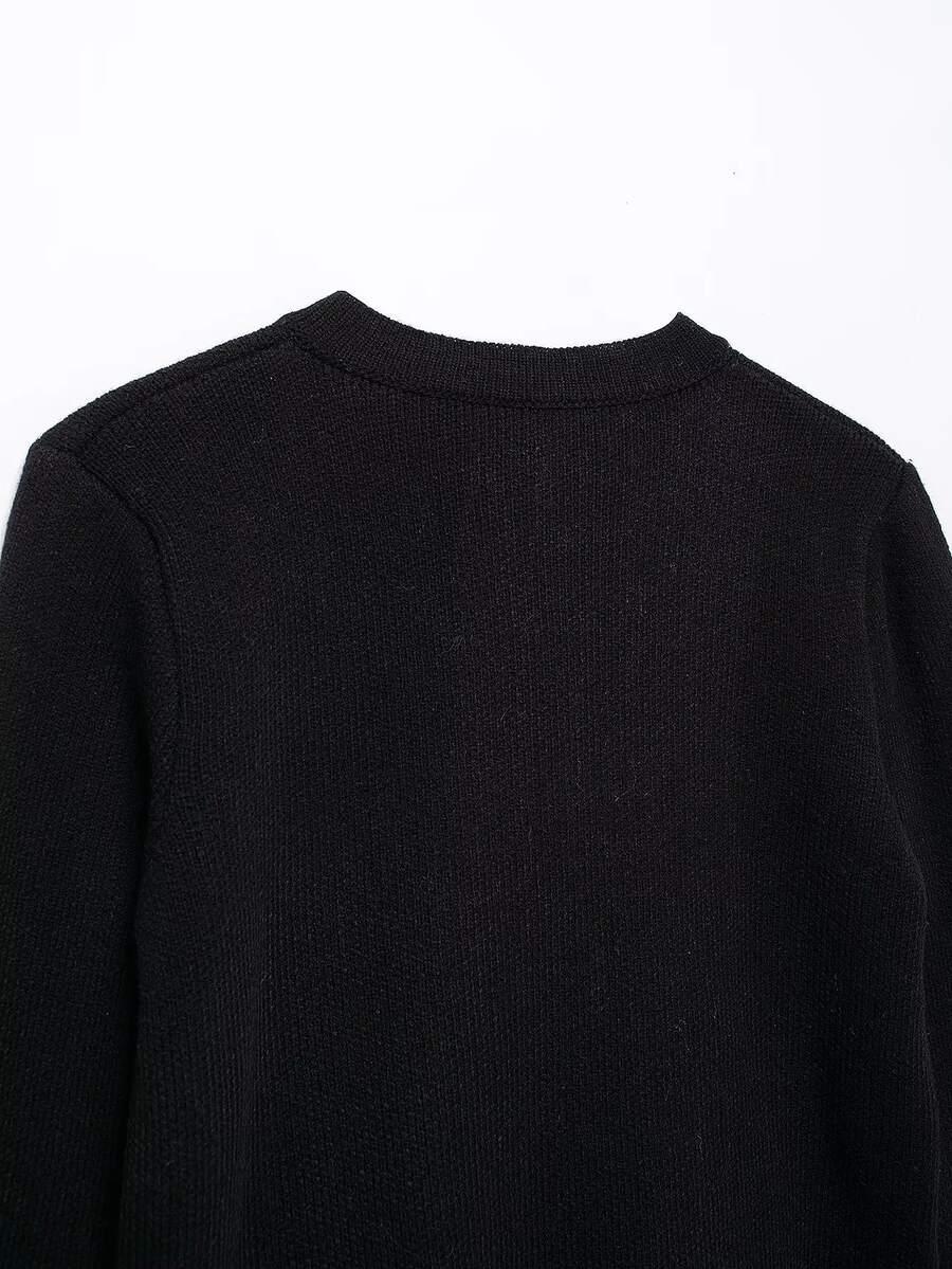 CZARNY SWETER GUZIKI 