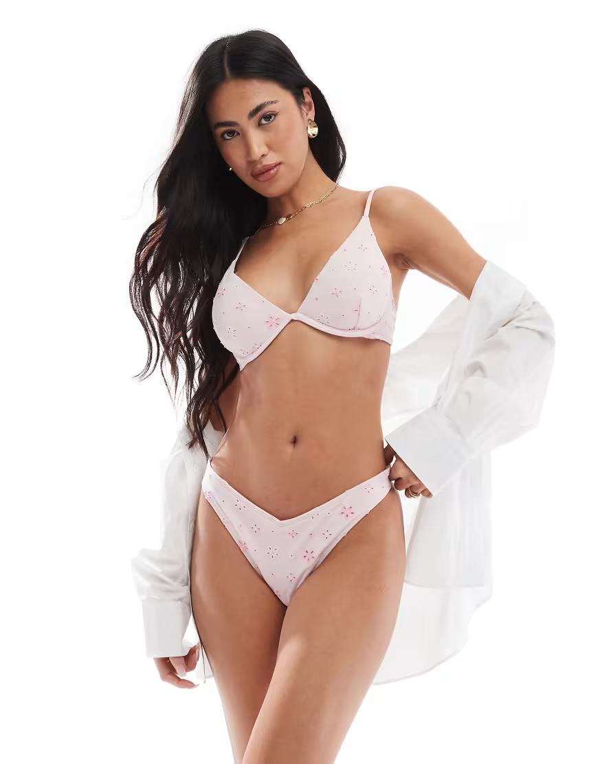 różowa góra od bikini 