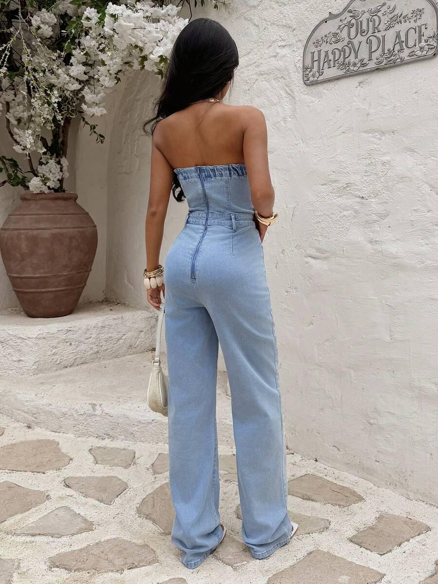 niebieski kombinezon jeans