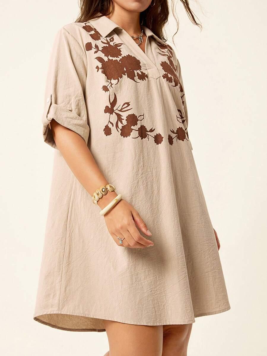 beżowa sukienka v neck nadruk