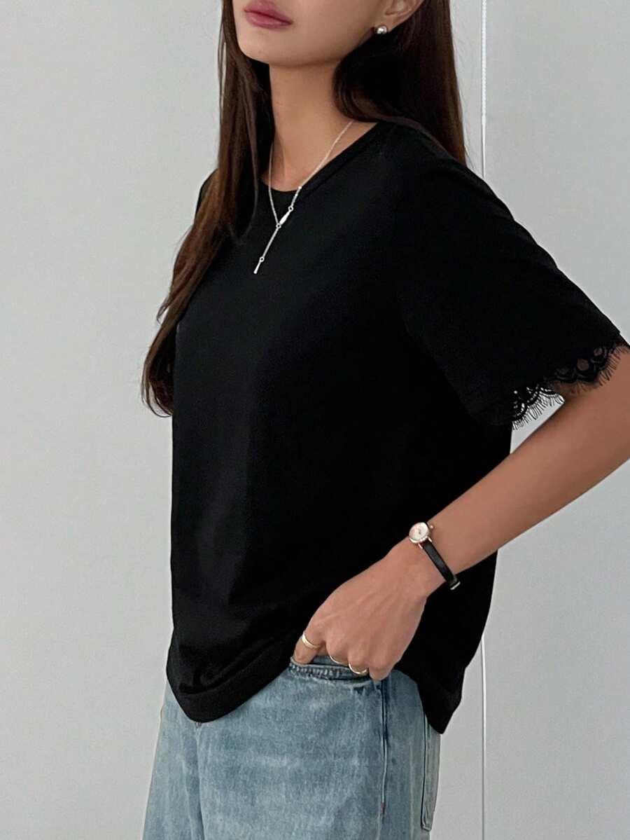 CZARNY T-SHIRT KORONKA 