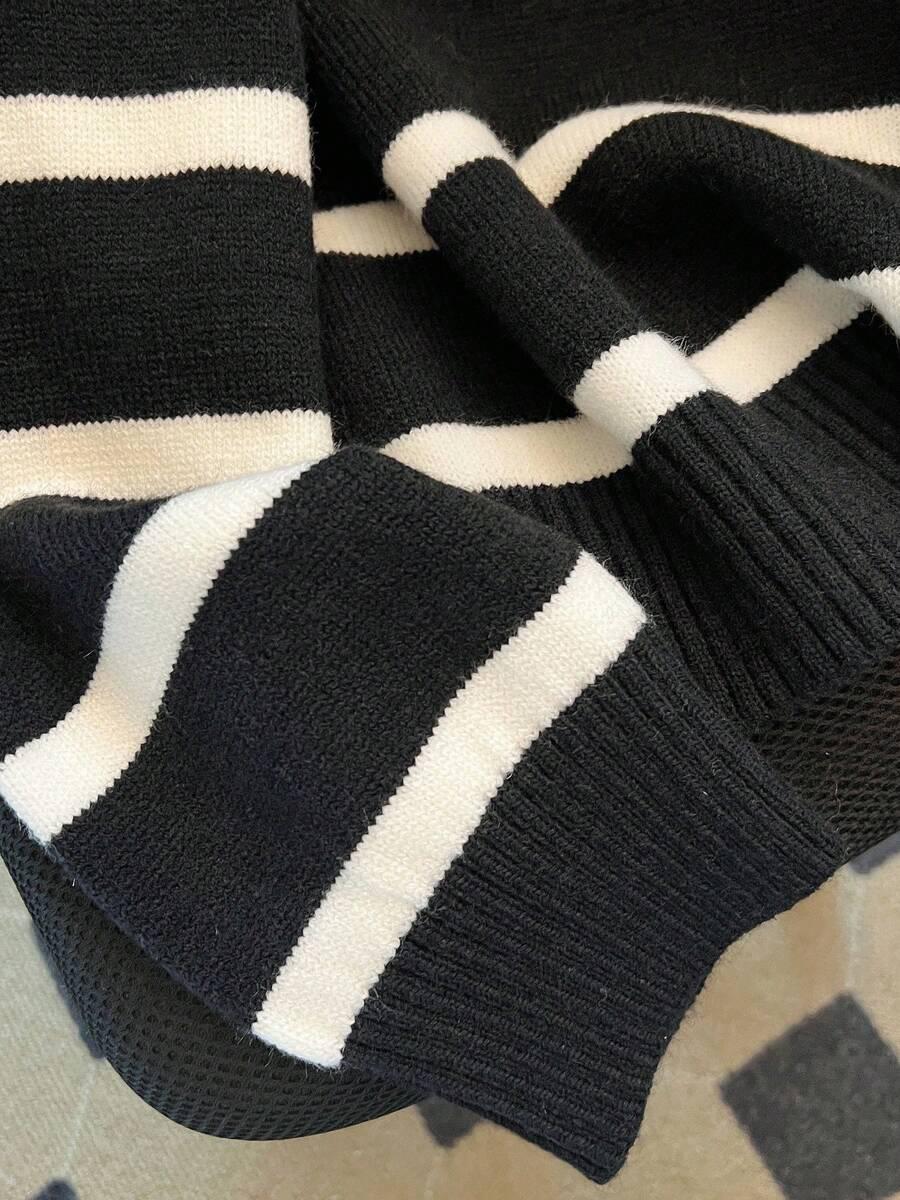 SWETER PASKI KONTRAST 