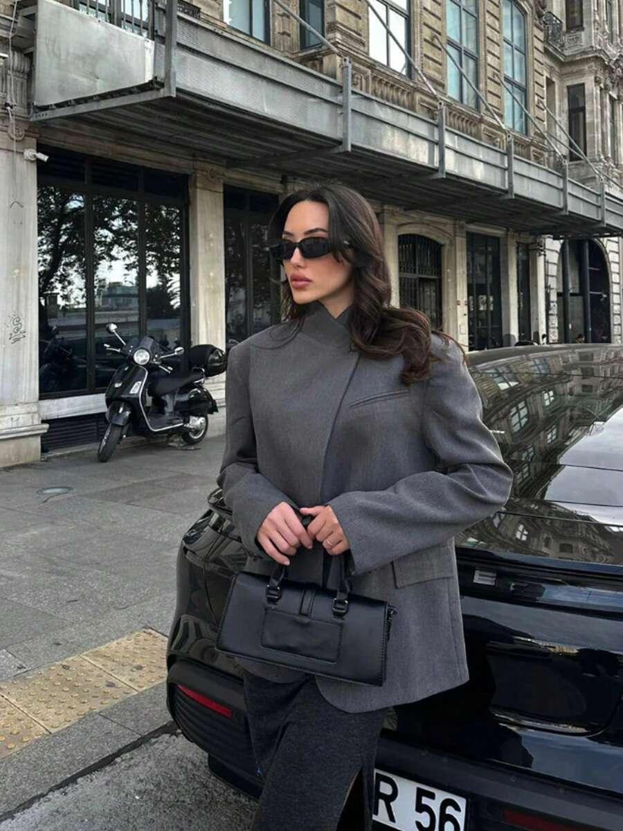 szara kurtka casual
