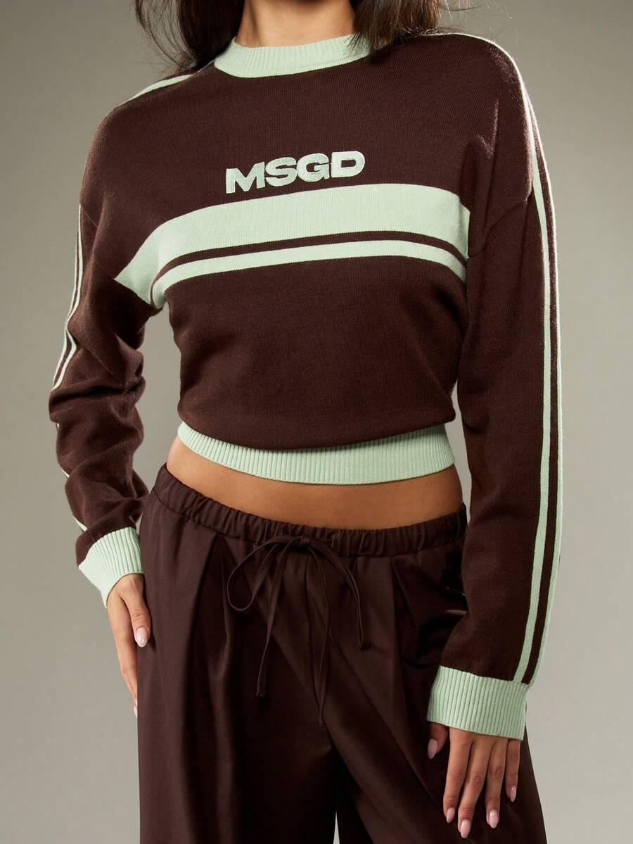 SWETER DAMSKI OKRĄGŁY DEKOLT Z NADRUKIEM